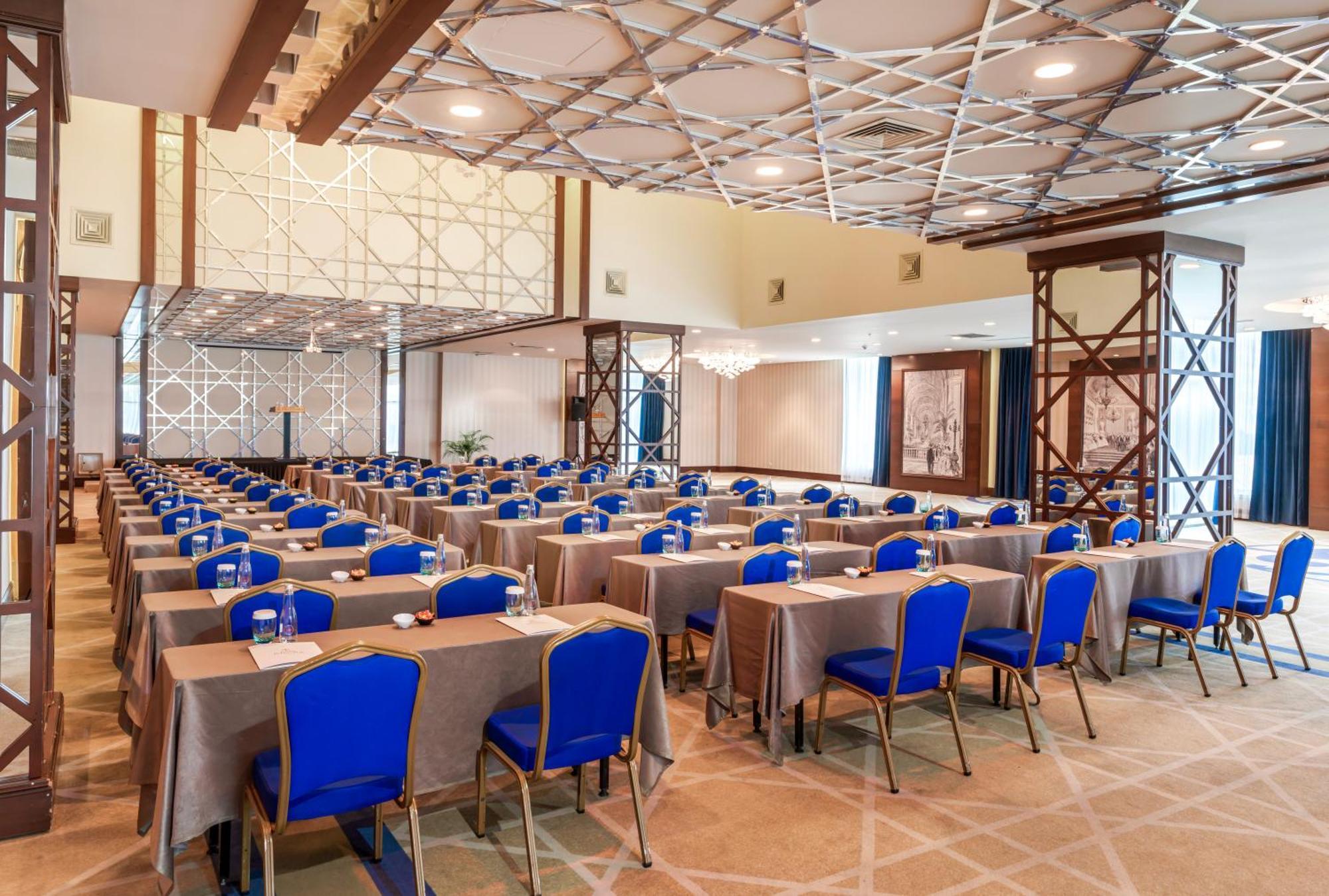Kaya Istanbul Fair & Convention Hotel Exterior photo