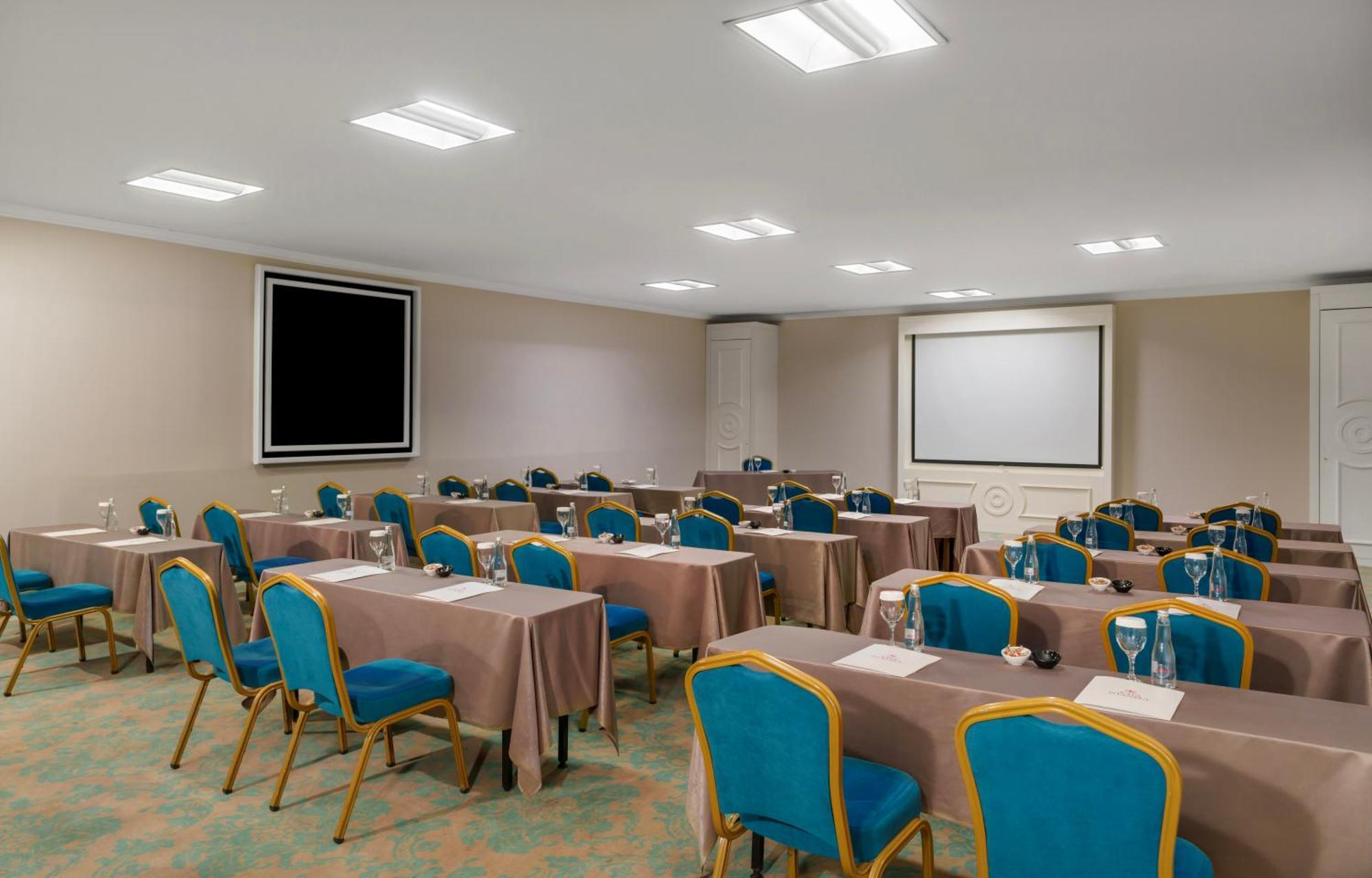Kaya Istanbul Fair & Convention Hotel Exterior photo